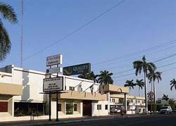 Streetview Quality Inn Obregon