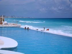 Pool & Beach - Bel Air Cancun