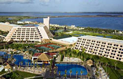 Aerial view Grand Oasis Cancun