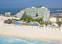 Pool at Live Aqua Cancun