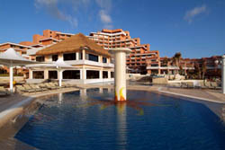 Pool at Omni Cancun Resort