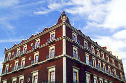Colonial Jewel - Hotel Morales