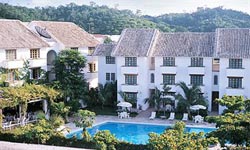 Pool at Villa Blanca Huatulco