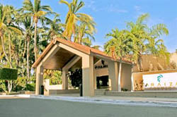 Entrance to Araiza Inn Palmira