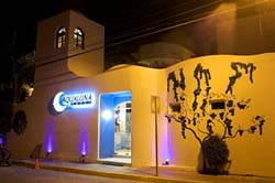 Streetview Aqualuna Hotel