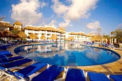 Pool at Grand Riviera Princess