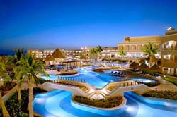 Pool at Aventura Cove Palace