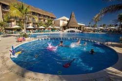 Pool at Catalonia Riviera Maya