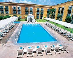 Pool at Fiesta Inn Queretaro