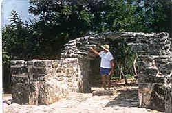 Visitors at San Gervasio Ruins