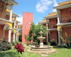 Garden at Ecotel Quinta Regia